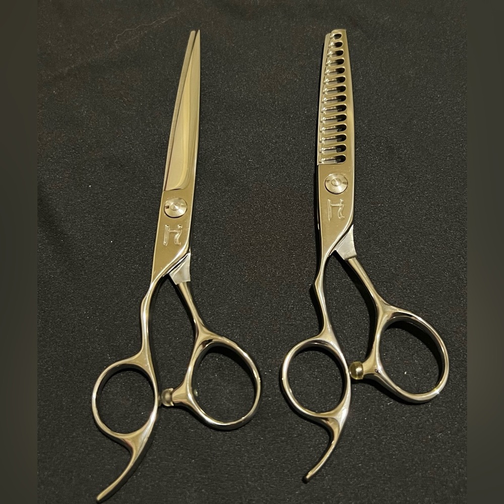 Hattori Hanzo Shears- Brand new never used (Left handed)